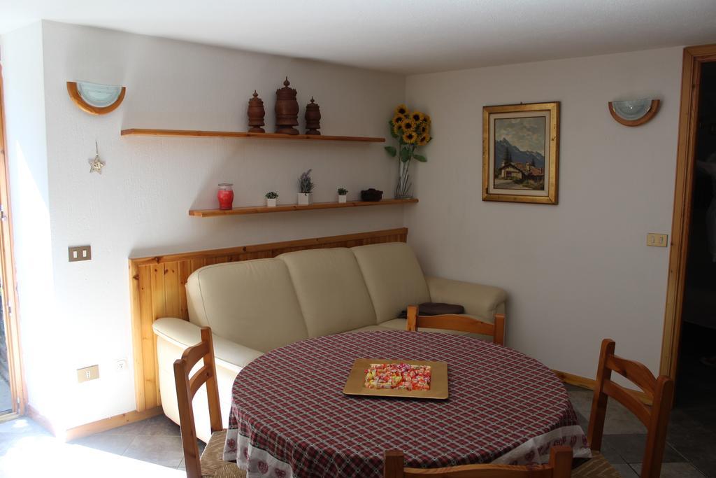 Ferienwohnung In Perfetto Stile Valdostano Saint-Vincent Exterior foto
